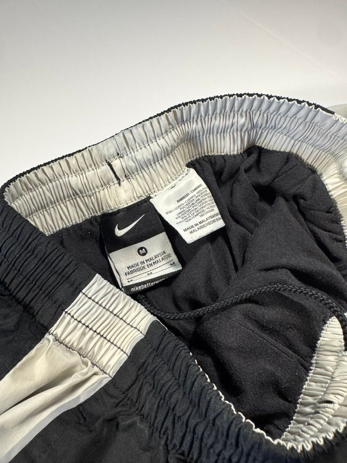 Nike Vintage Two-Tone Lined Athletic Track Pants Black/Grey 4
