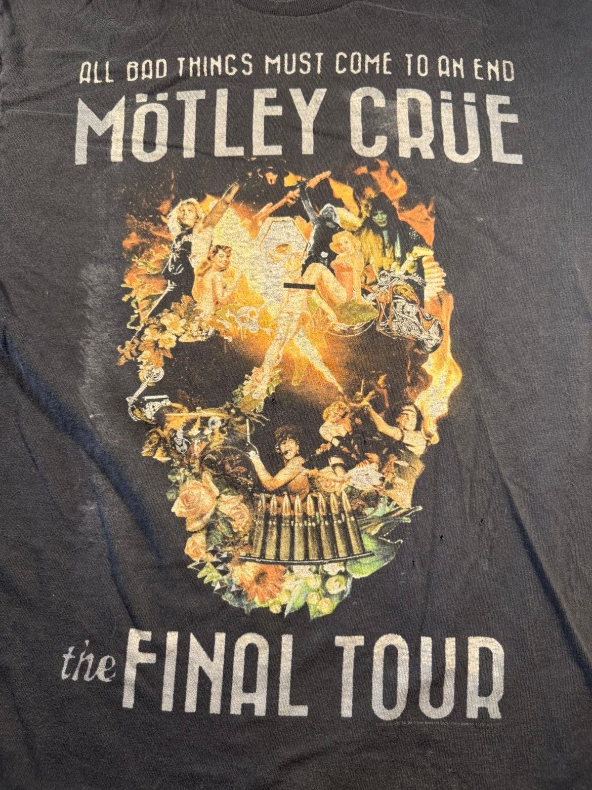 Motley Crue The Final Tour All Bad Things Must Come To An End Graphic T-Shirt 3
