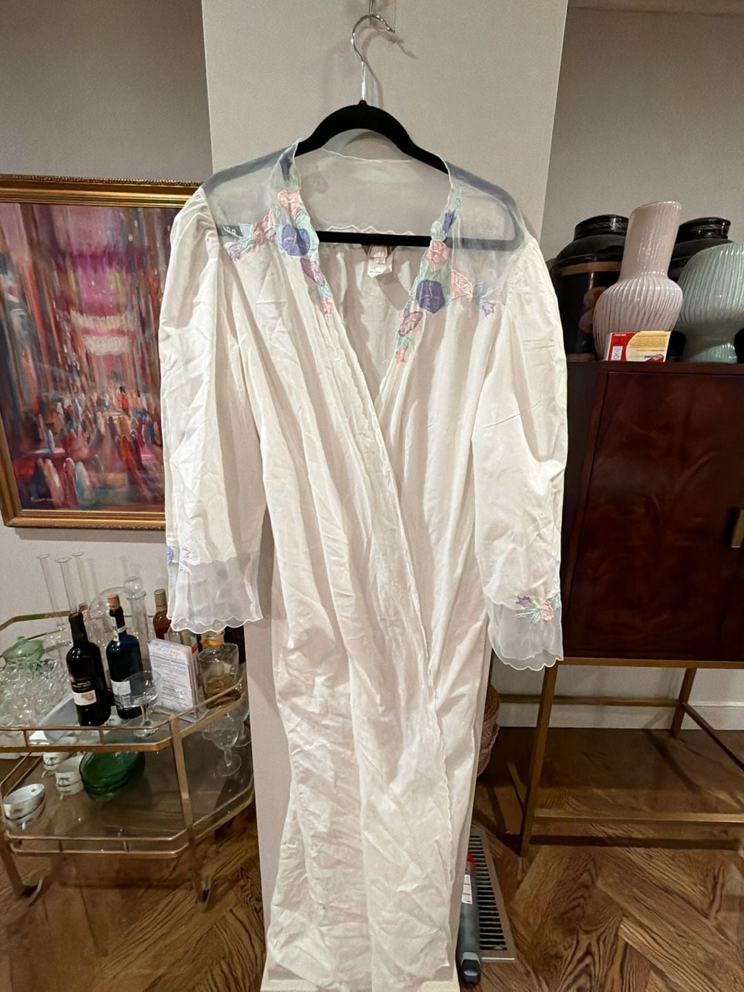 Vintage Oscar de la Renta White Floral Embroidered Peignoir Robe no belt 1