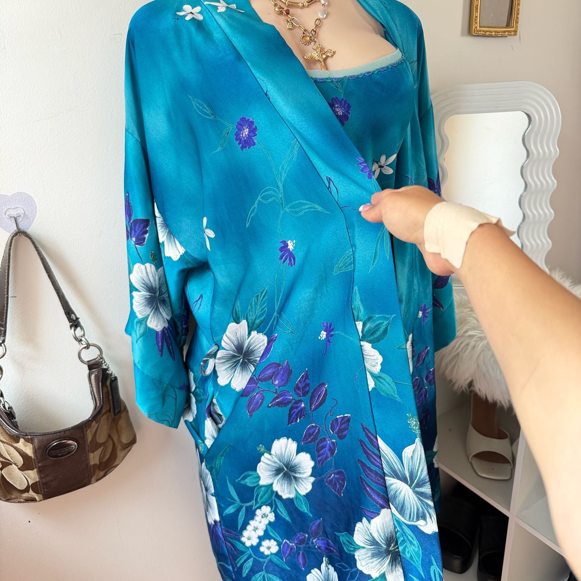 Vintage Tropical Floral Silk Chemise Slip Dress and Matching Robe Set 3