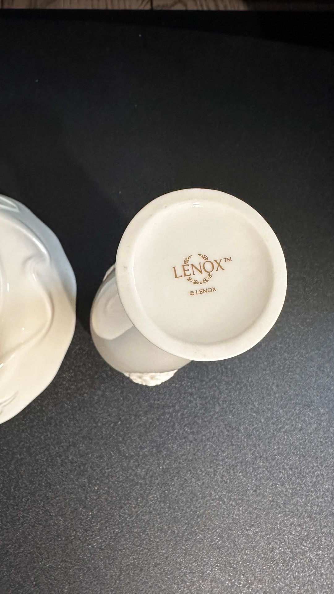 Set Lenox Ivory Rose 6 In. Bud Vase 24K Gold Trim Excellent Condition 11