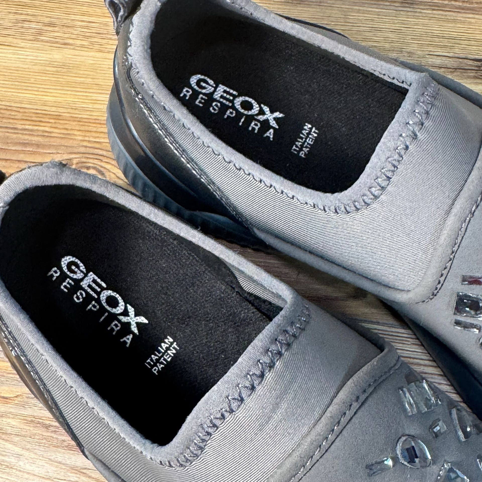 NEW Geox Respira Women’s 7 Gray Rhinestone Embellished Slip On Sneakers Bling 11