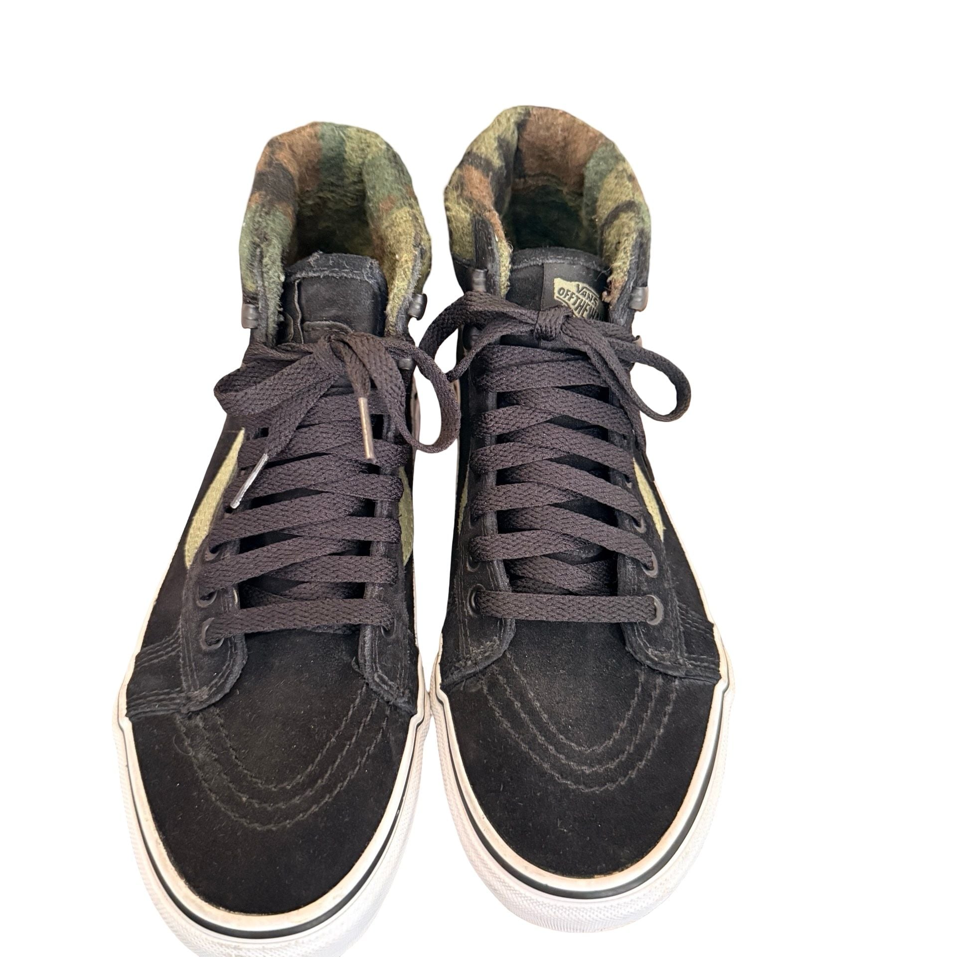 Vans Sk8-Hi MTE-1 Water Resistant High-Top Sneakers Mens 6.5 / Women’s 8
3