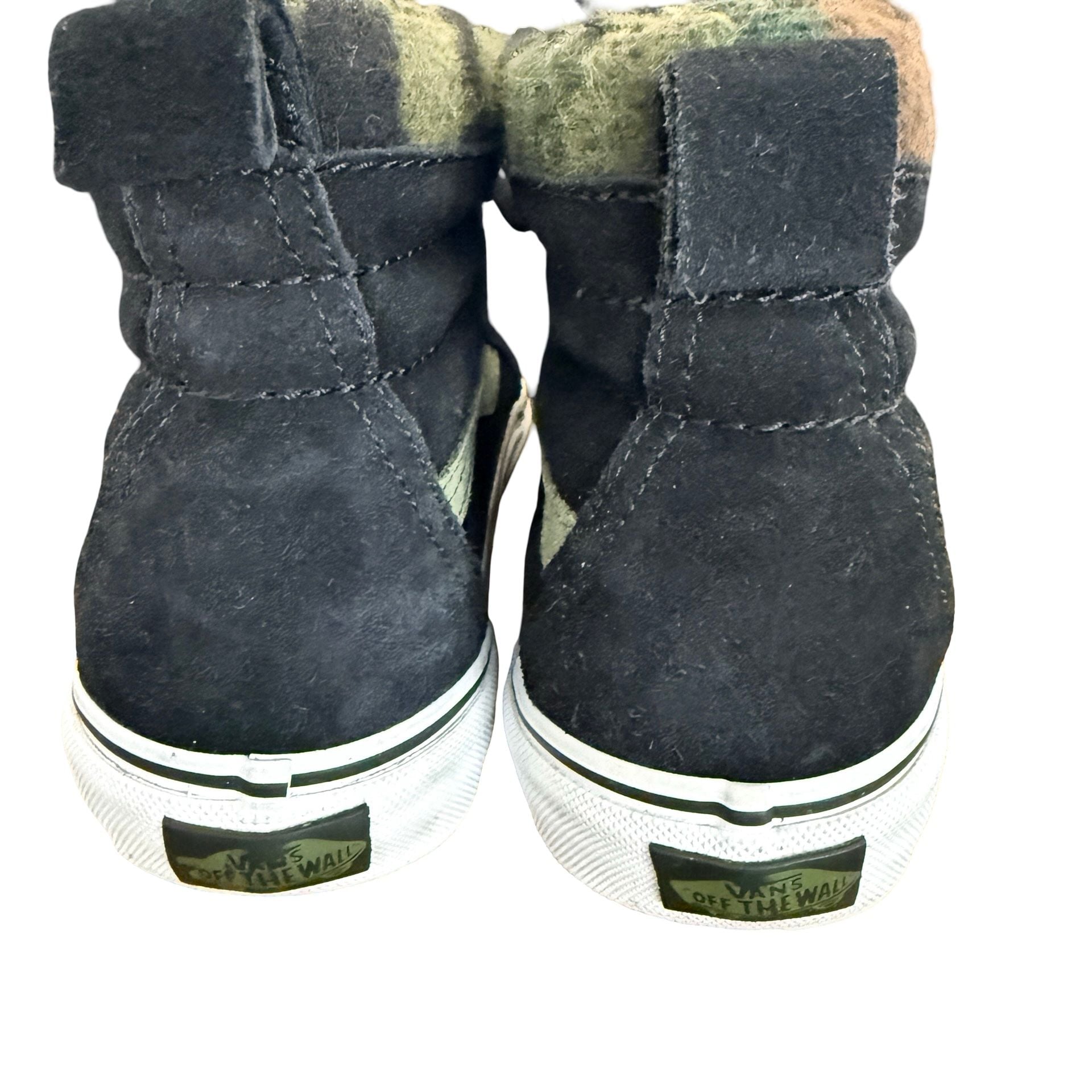 Vans Sk8-Hi MTE-1 Water Resistant High-Top Sneakers Mens 6.5 / Women’s 8
5