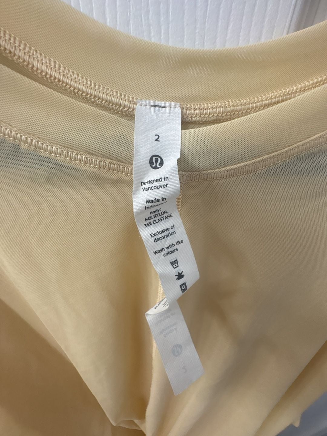 Lululemon Lightweight Mesh Reversible Yoga T-Shirt in Prosecco 3