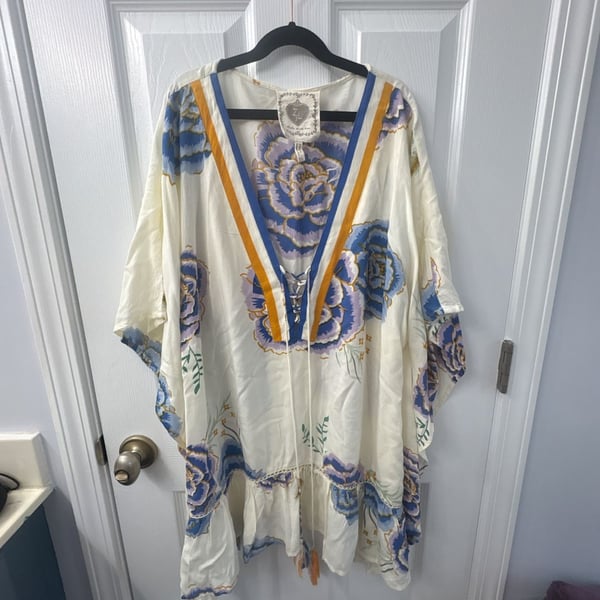 Z & L Europe Boho Floral Print Tunic Kimono with Tassels