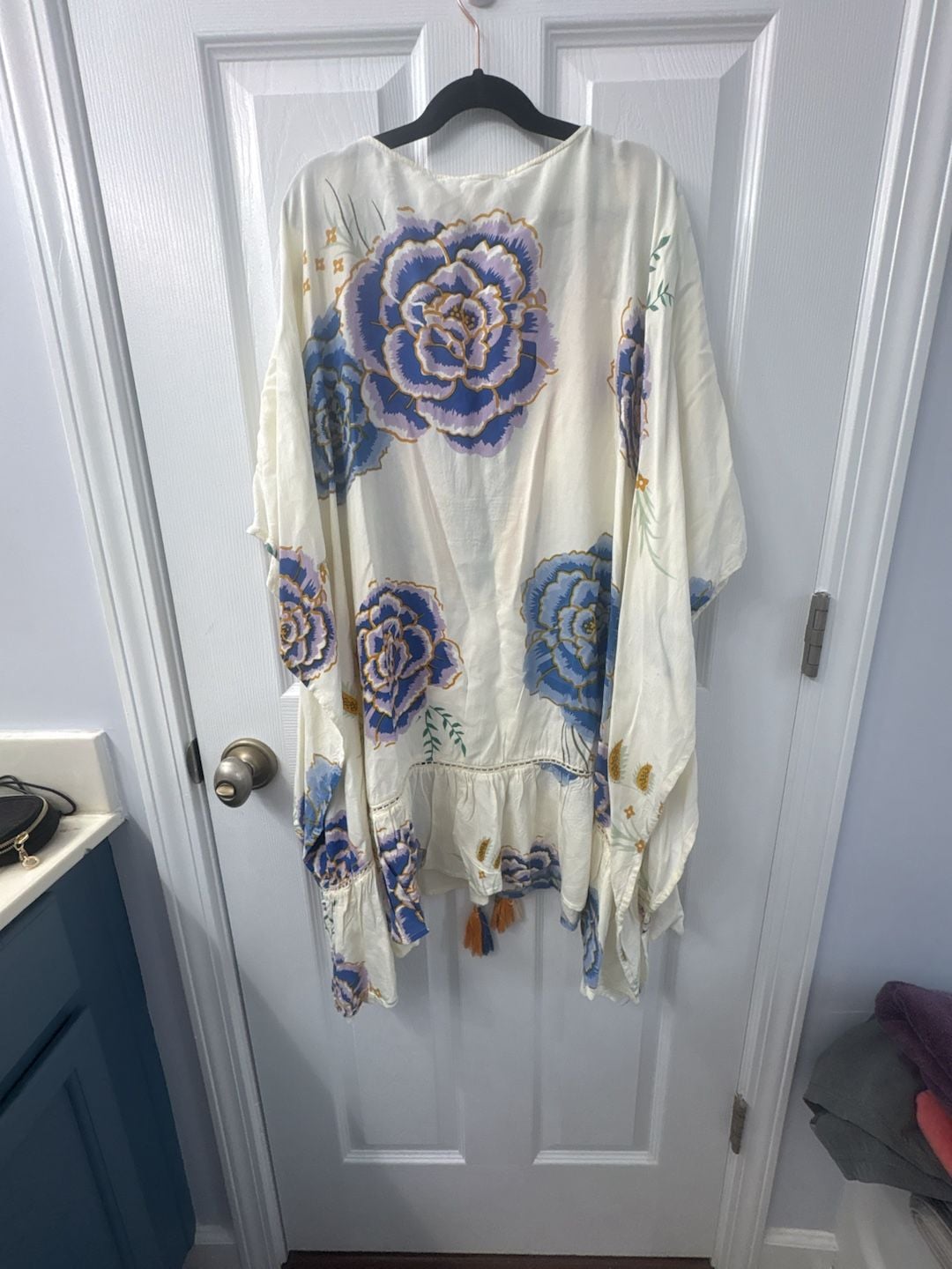 Z & L Europe Boho Floral Print Tunic Kimono with Tassels 4