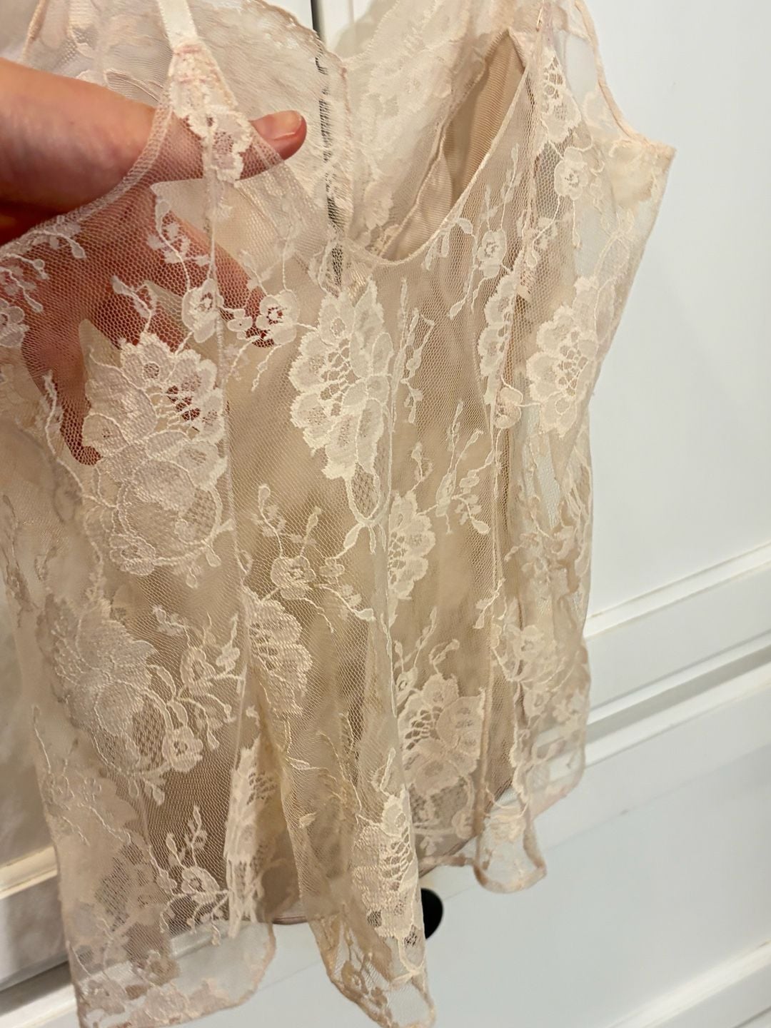 Vintage Henson Kickernick Size 34 Ivory Lace Sheer Camisole Lingerie USA Nylon 10