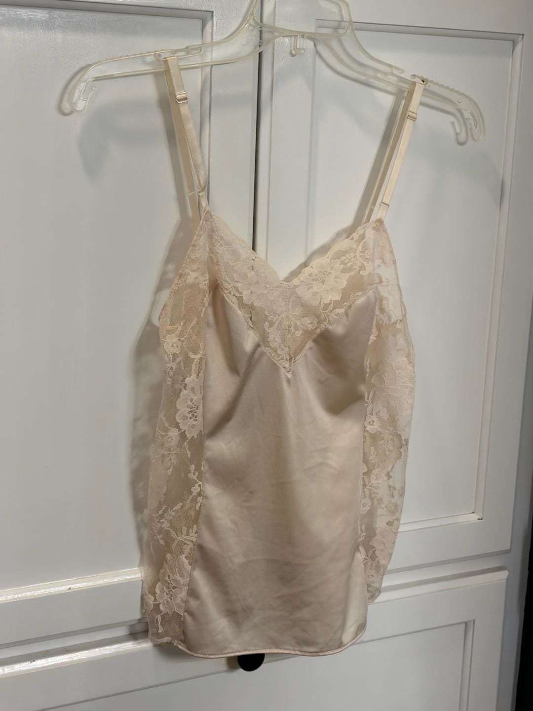 Vintage Henson Kickernick Size 34 Ivory Lace Sheer Camisole Lingerie USA Nylon 15