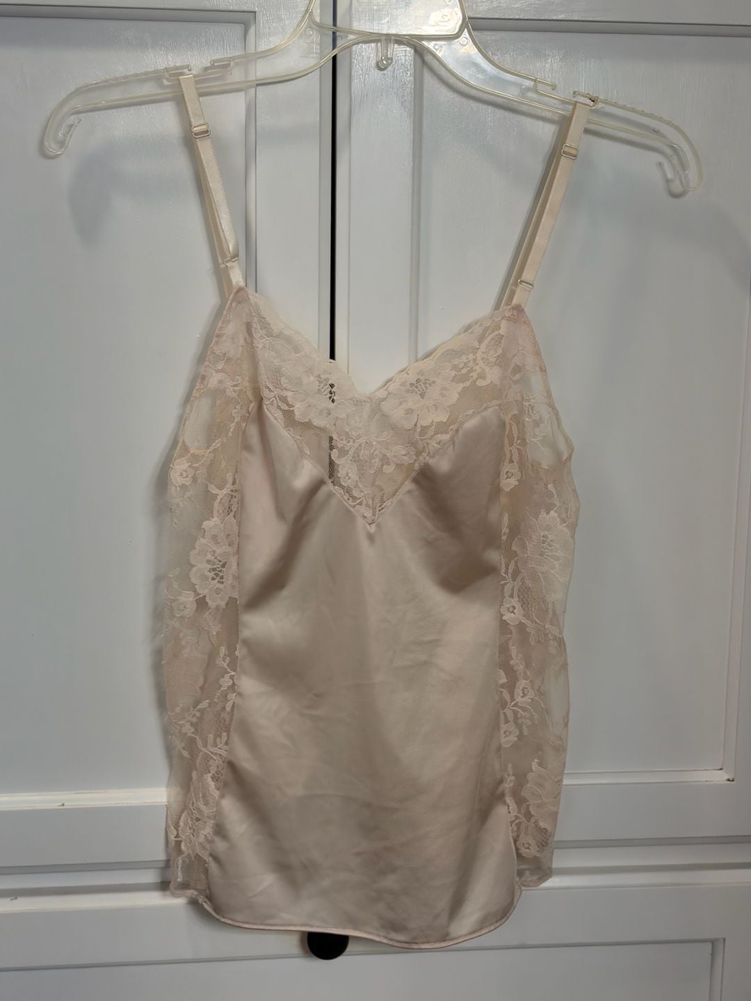 Vintage Henson Kickernick Size 34 Ivory Lace Sheer Camisole Lingerie USA Nylon 17