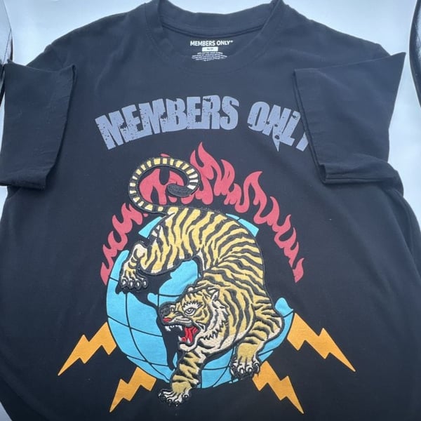Members Only Men's Tiger Graphic T-Shirt in Black