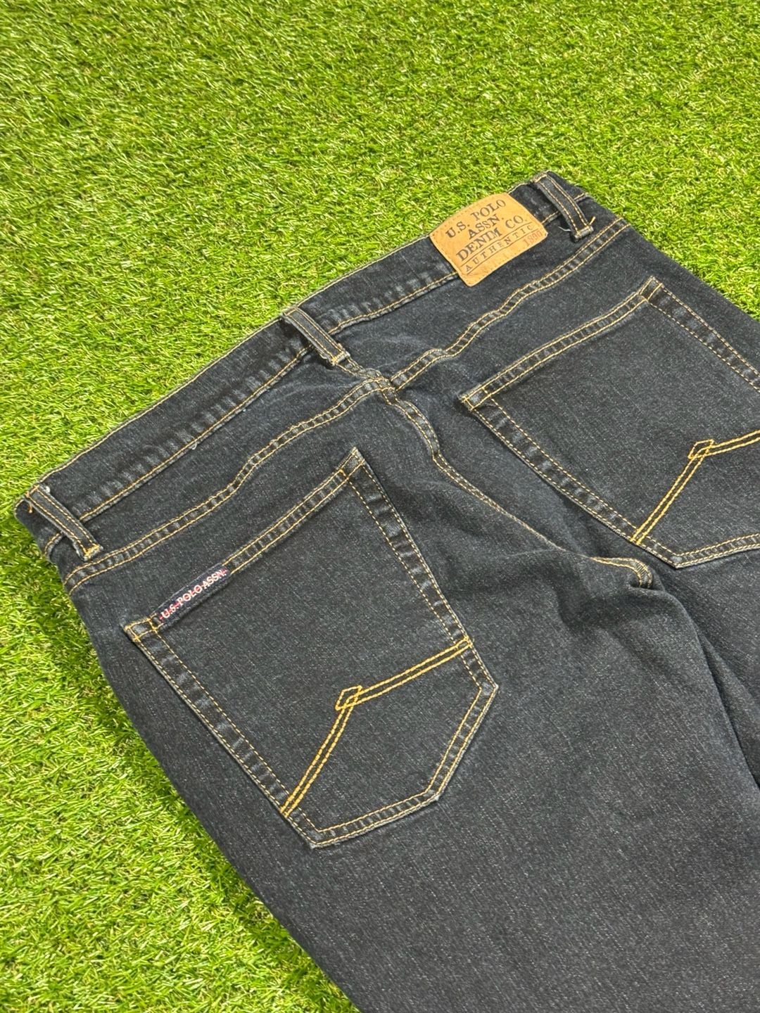 U.S. Polo Assn. Denim Co. Men's Straight Jeans Dark Wash 36 x 32 5