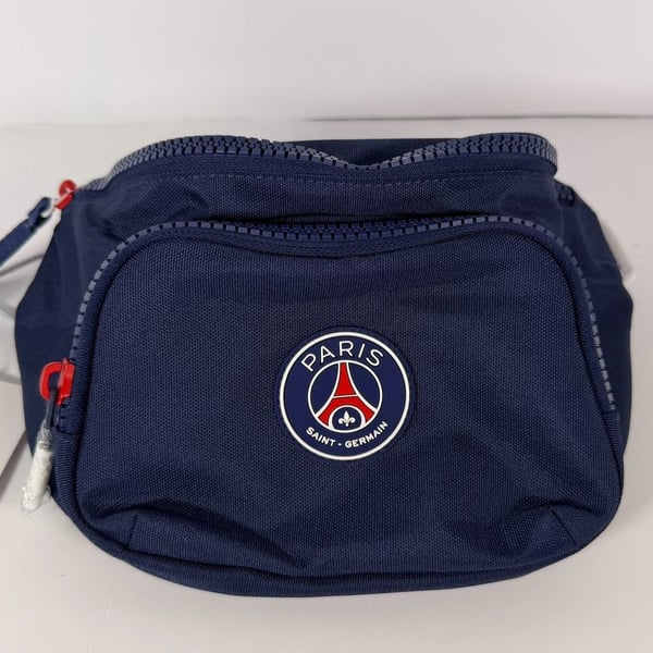 Jordan x Paris Saint-Germain waist bag in navy blue.