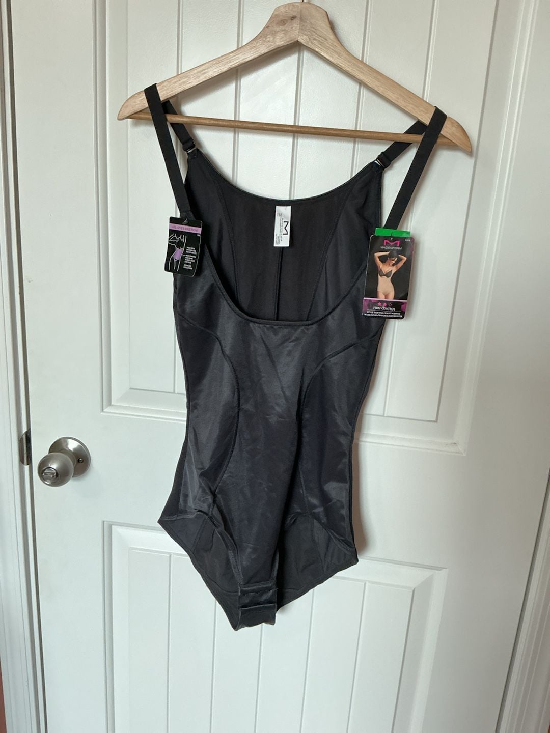 NWT Maidenform Firm Control Wear-Your-Own-Bra Bodybriefer Large Black 2