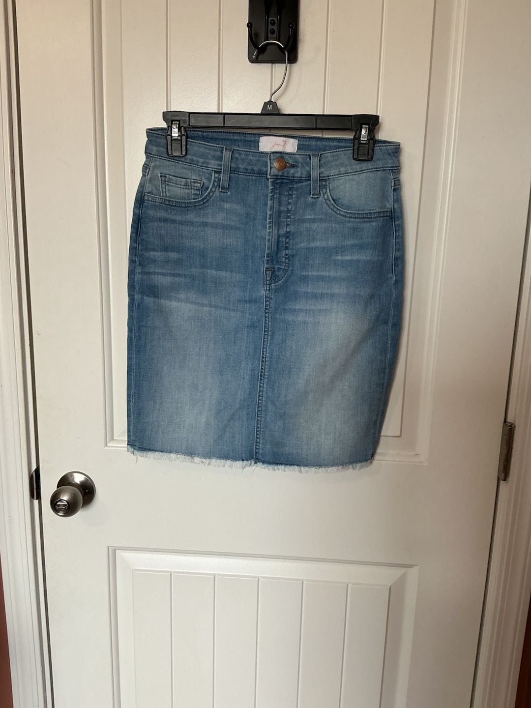 Jen7 for all mankind Medium Wash Denim Pencil Skirt with Raw Hem W28 2