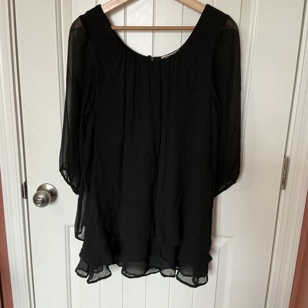 Two of Us 100% Silk Tiered 3/4 Sleeve Blouse Medium Black