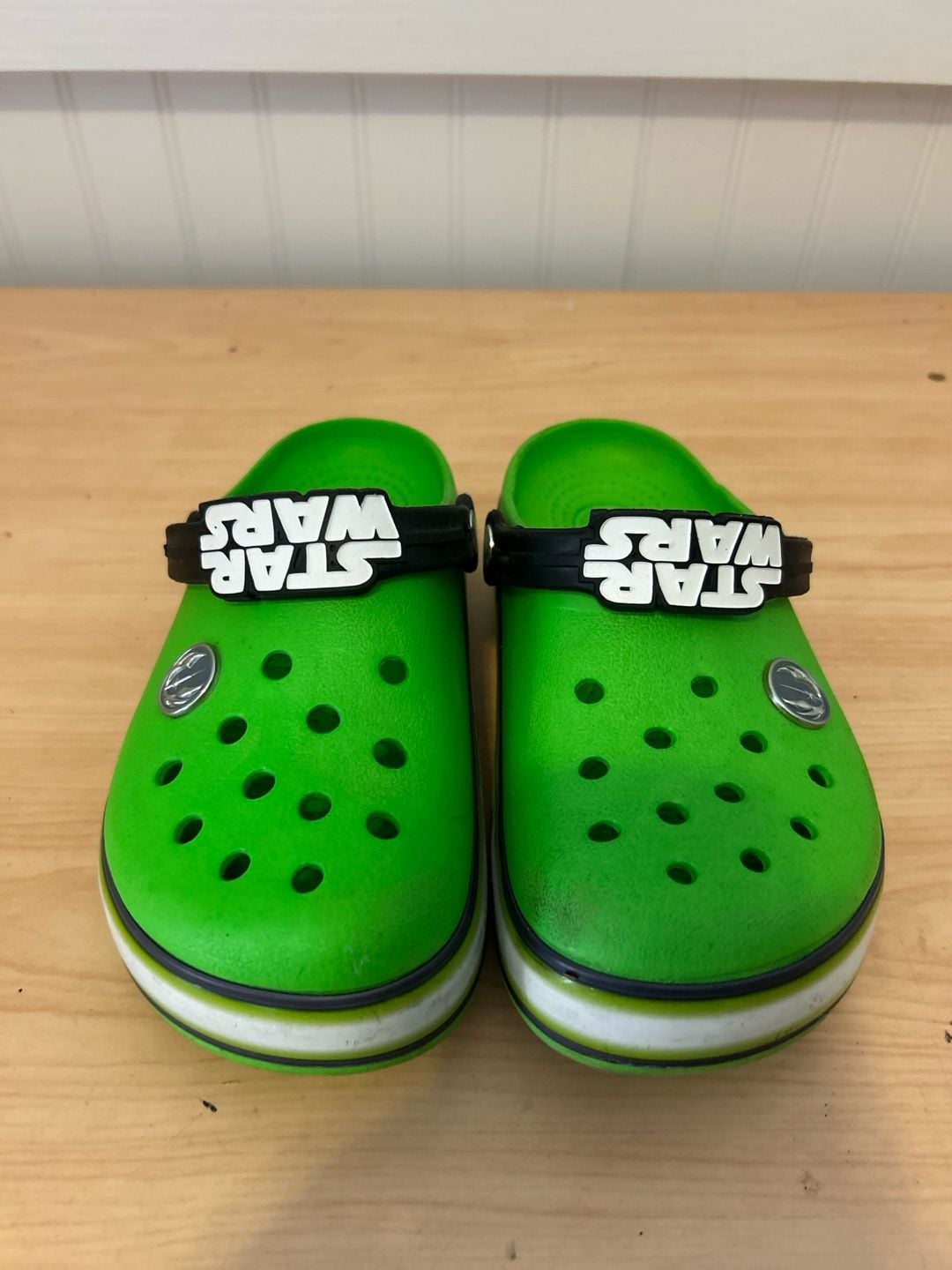 Crocs Lights Star Wars Yoda Toddler Clogs 2