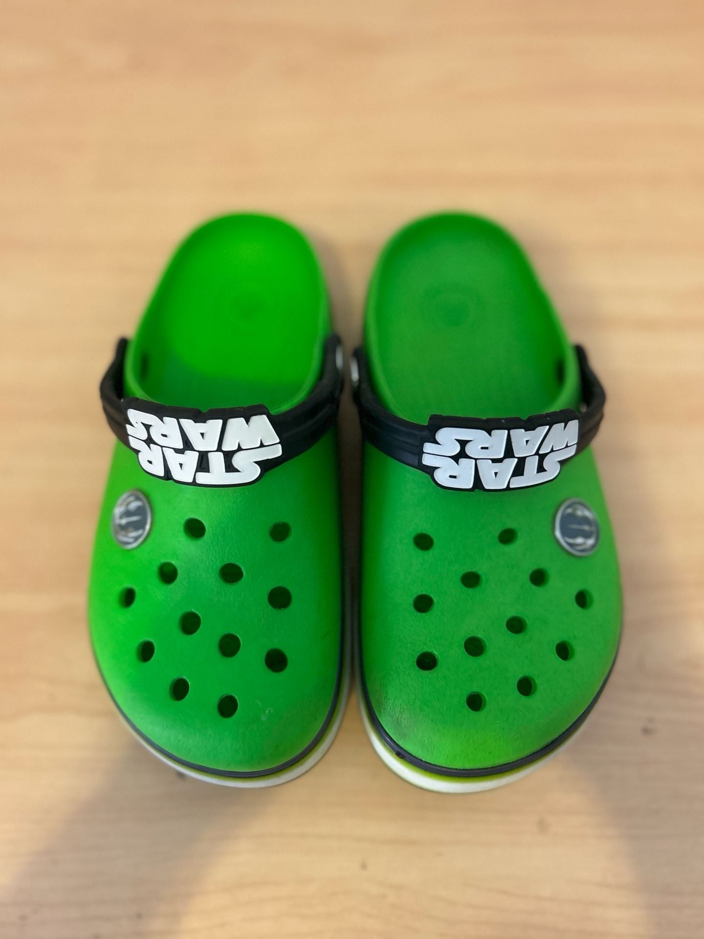 Crocs Lights Star Wars Yoda Toddler Clogs 3