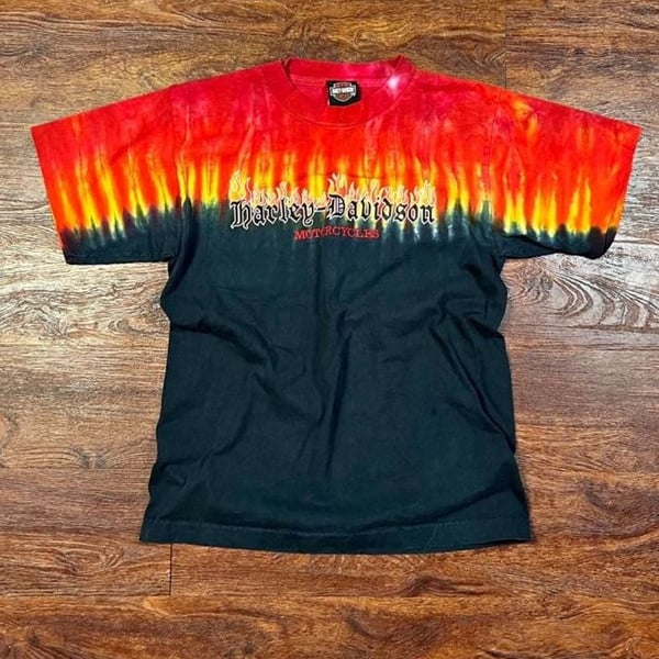Vintage Harley-Davidson Motorcycles Fire Graphic Tie-Dye T-Shirt