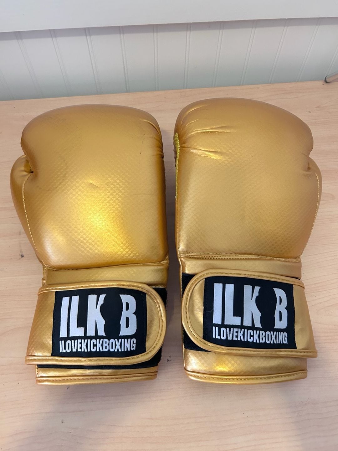 ILoveKickboxing Heritage Gold Boxing Gloves 16oz 2
