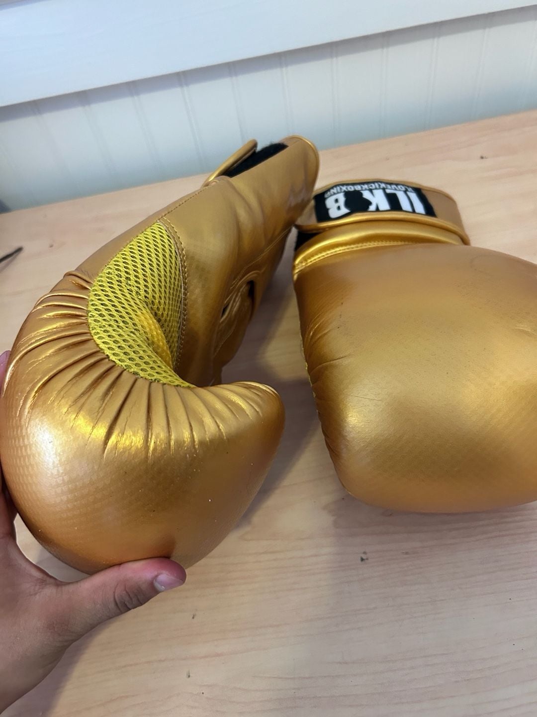 ILoveKickboxing Heritage Gold Boxing Gloves 16oz 4