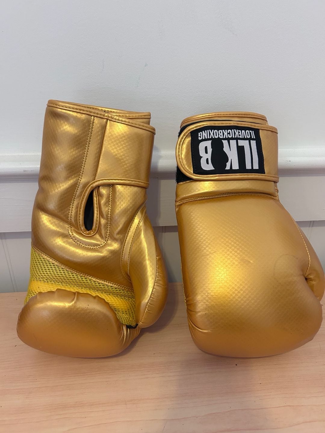 ILoveKickboxing Heritage Gold Boxing Gloves 16oz 7
