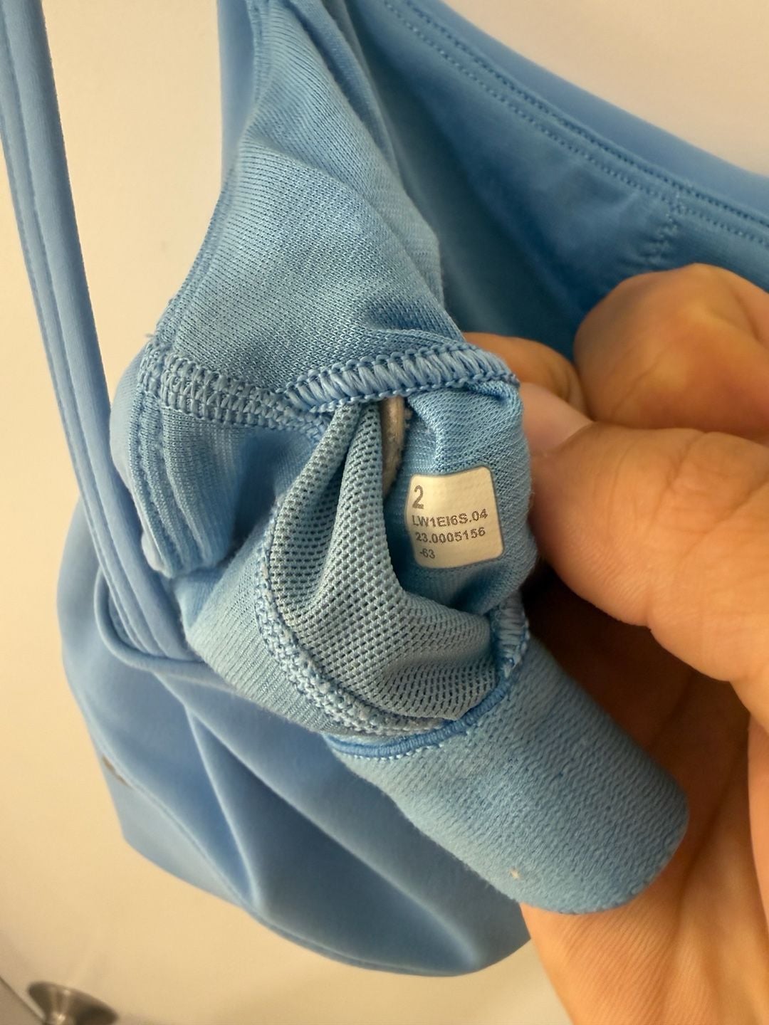 lululemon Wunder Train Strappy Tank Top, Size 2 4