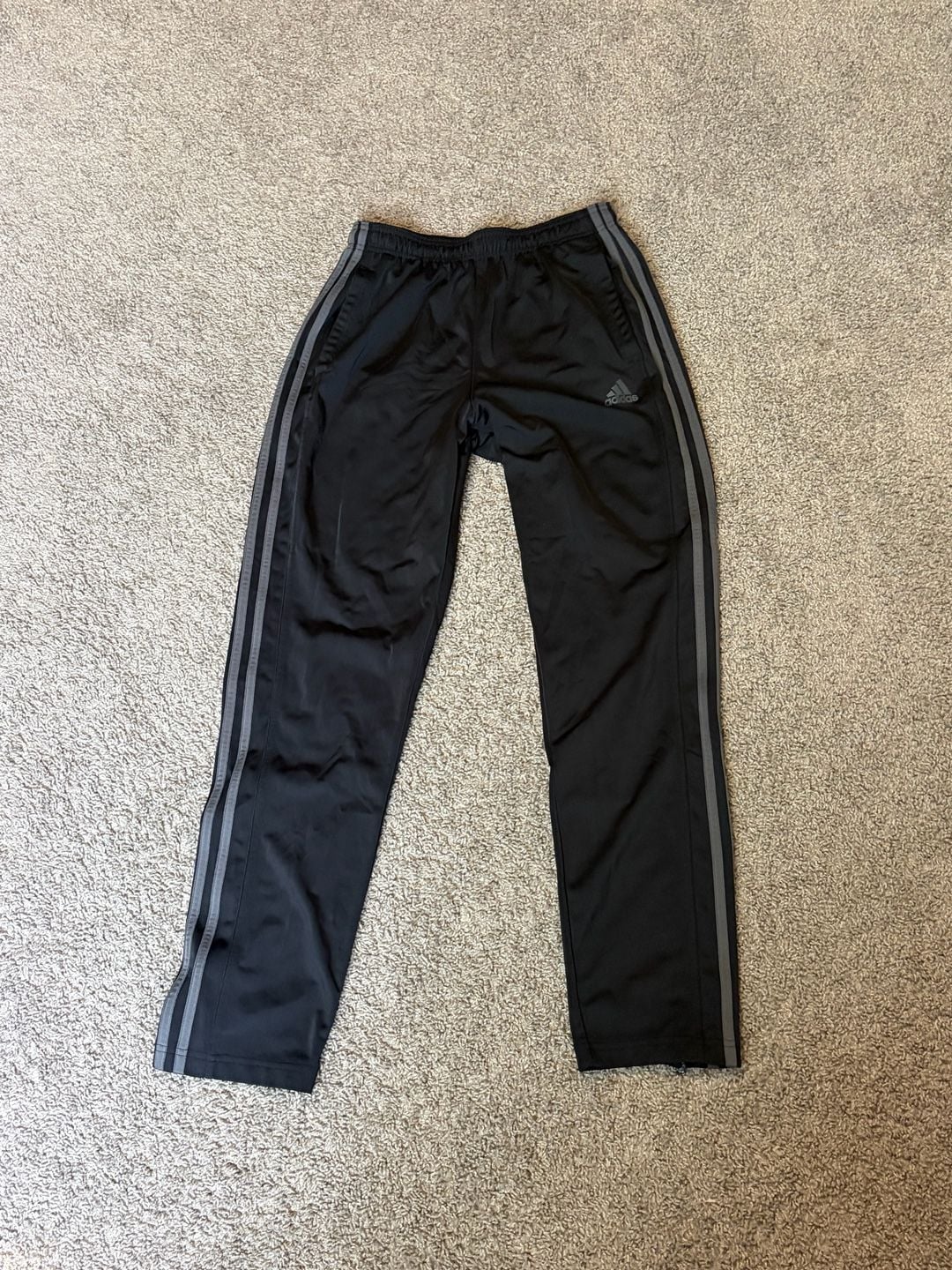 Adidas Men's Essential Tricot Track Pants with Side Zippers 2