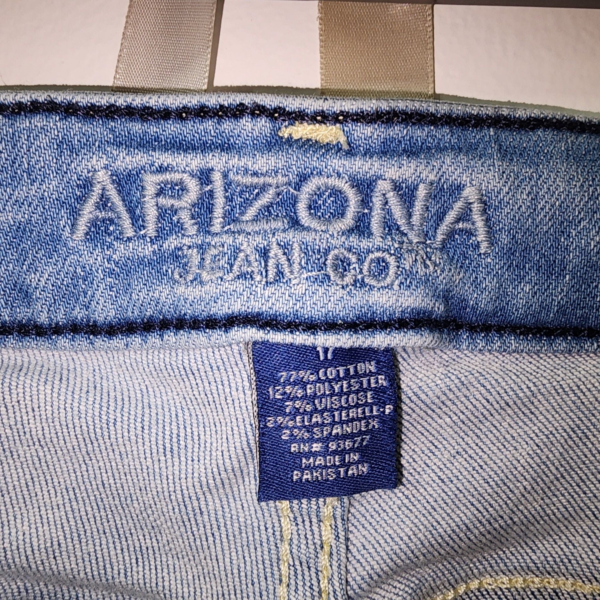 Arizona Jean Co. Women's Distressed Hi-Rise Skinny Jeans Size 17 Light Wash 3