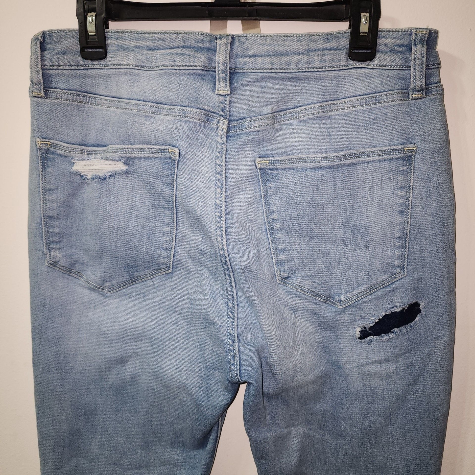 Arizona Jean Co. Women's Distressed Hi-Rise Skinny Jeans Size 17 Light Wash 13