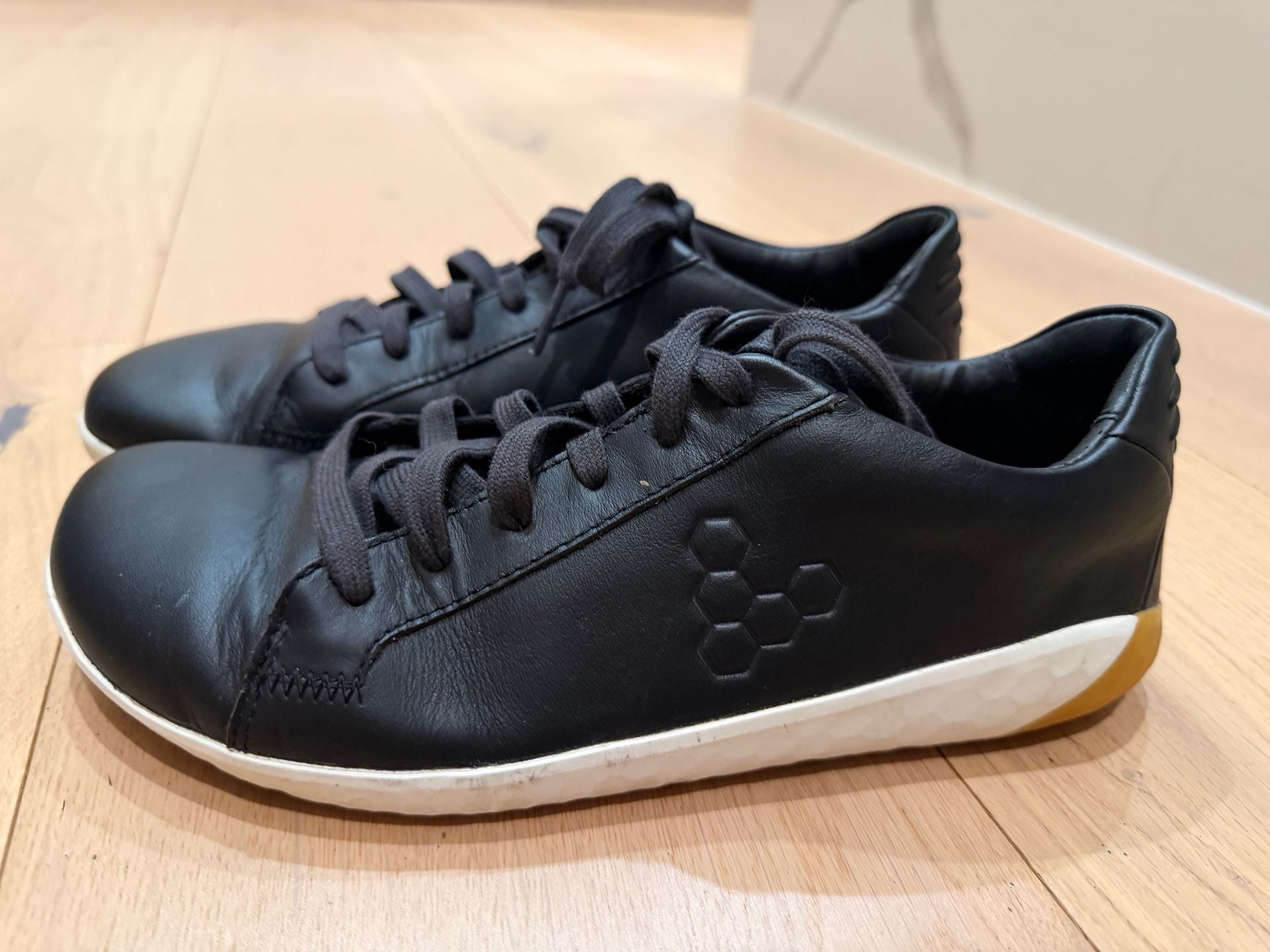 Vivobarefoot Geo Court II Black Leather Minimalist Barefoot Sneakers 3