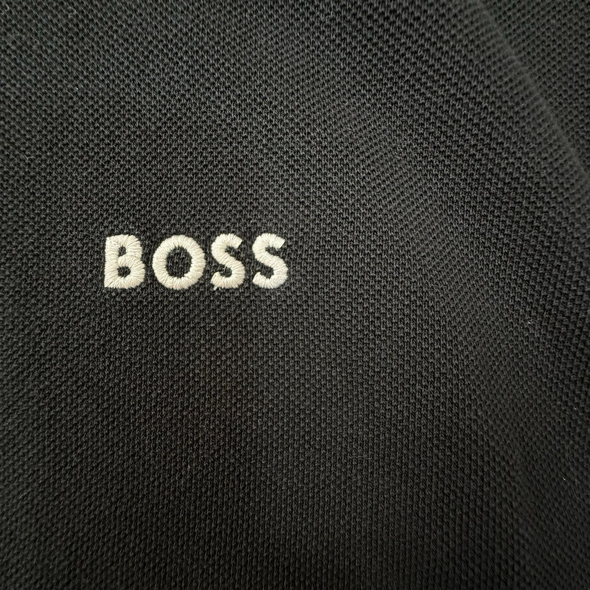 Hugo Boss Men's Black Polo Shirt with Tipped Collar Size L 4