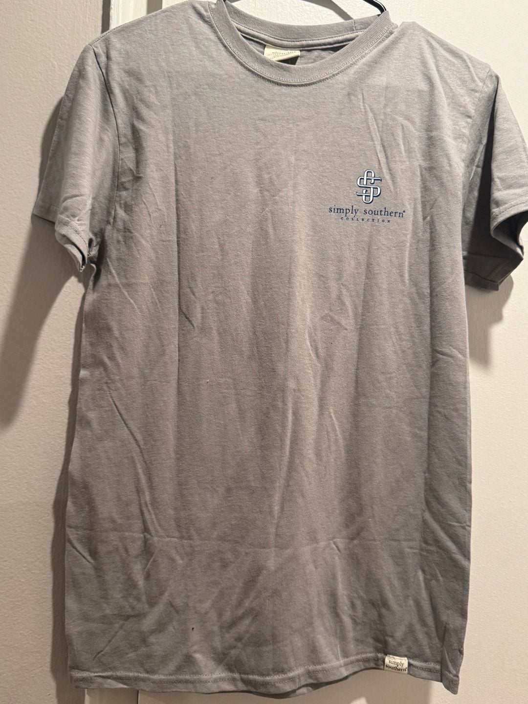 Simply Southern Land Of The Free Patriotic Dog Short Sleeve T-Shirt Gray Small 5