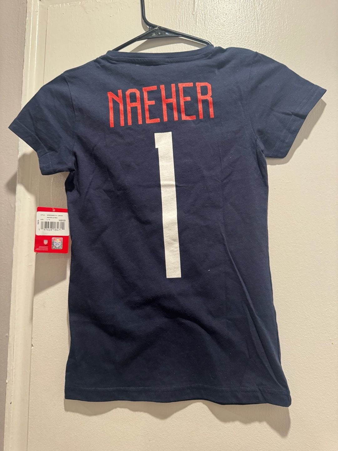 USWNT Alyssa Naeher #1 U.S. Soccer Name and Number Youth T-Shirt Navy Size L-14 NWT 2