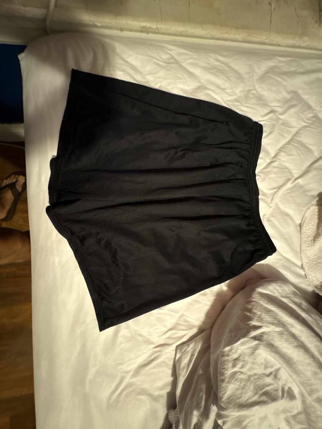 Vintage Nike Black Mesh Athletic Shorts with White Drawstring Size L 3