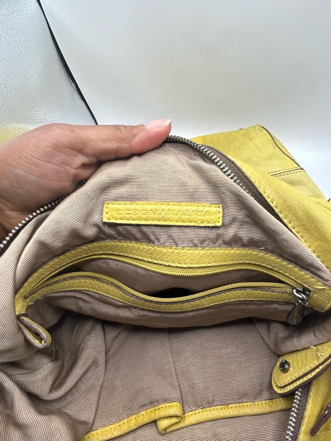 BCBGMAXAZRIA Yellow Leather Hobo Shoulder Bag with Metal Accent 7