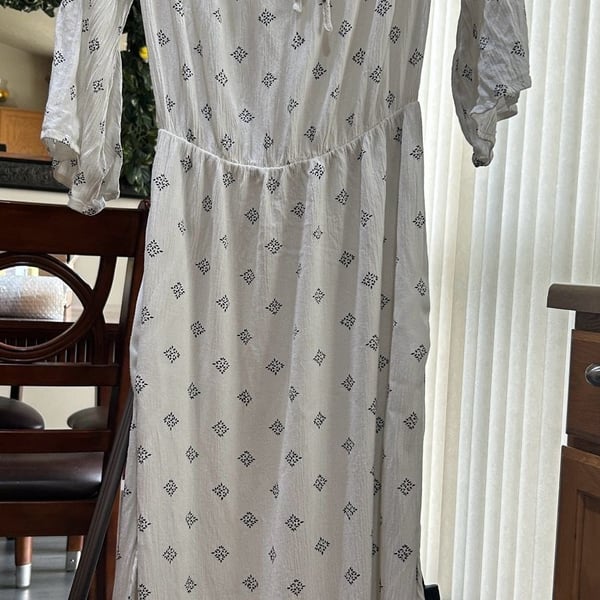 Amuse Society Cruz Ivory Print Off-the-Shoulder Gauzy Midi Dress Womens Small