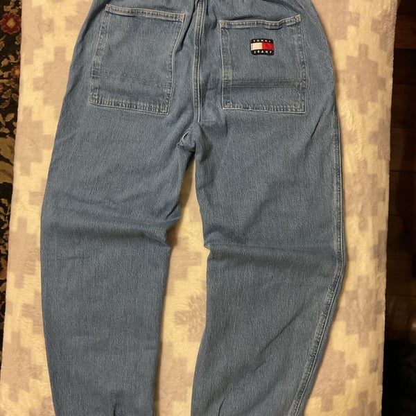 Tommy Jeans Women's Elastic Waist Jogger Jeans Mid Wash Size 6