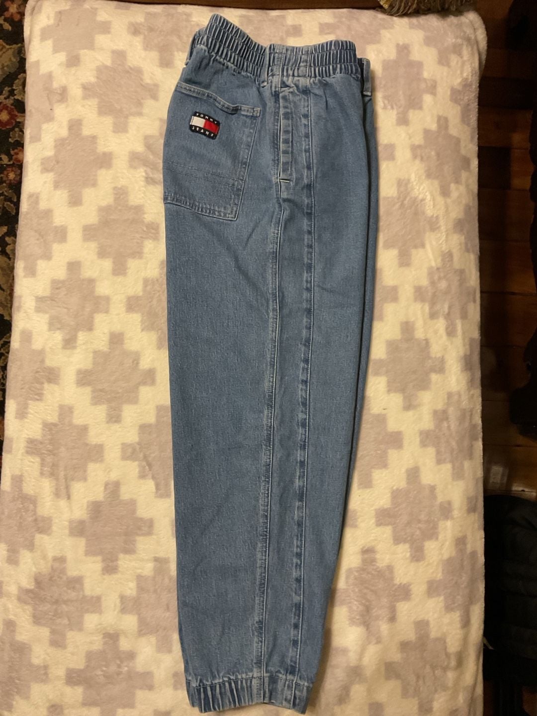 Tommy Jeans Women's Elastic Waist Jogger Jeans Mid Wash Size 6 9