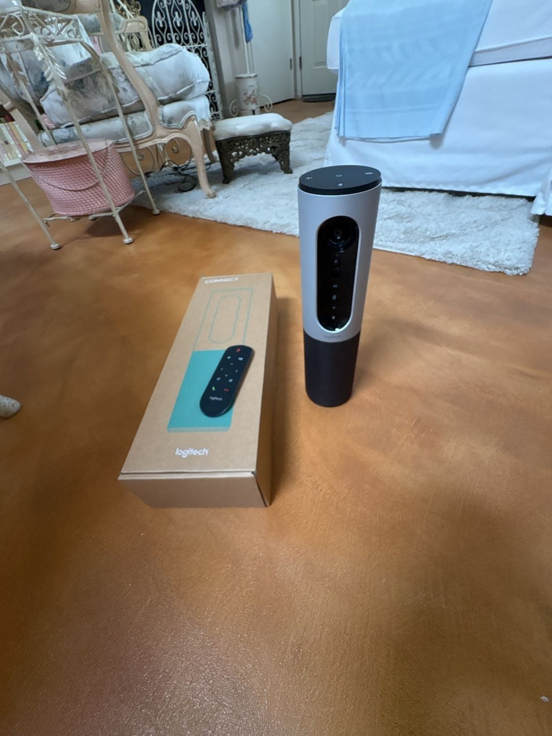 Logitech ConferenceCam Connect Portable Video Conferencing System with Box 1