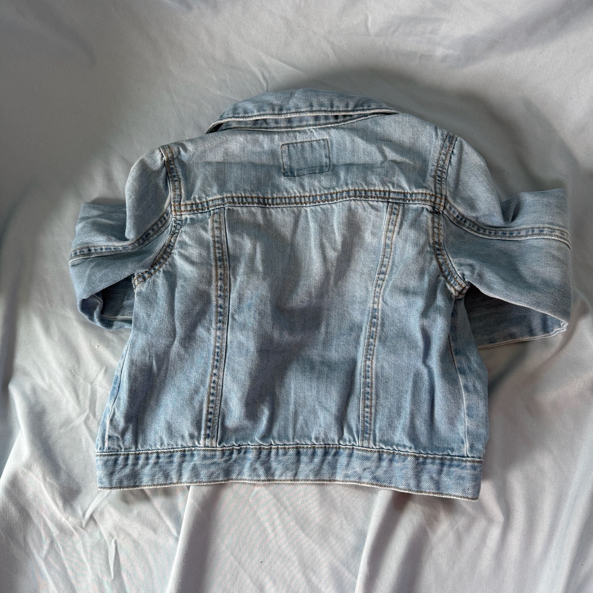 OshKosh B'gosh Light Wash Denim Jean Jacket 4