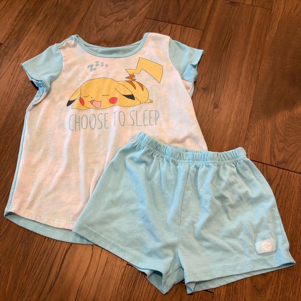 Pokemon Pikachu Choose to Sleep Girls Pajama Set Size M 8