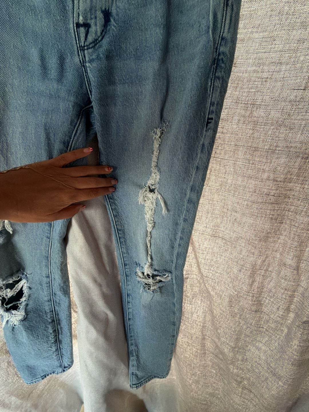 FRAME Distressed Light Wash Skinny Jeans Size 24 4