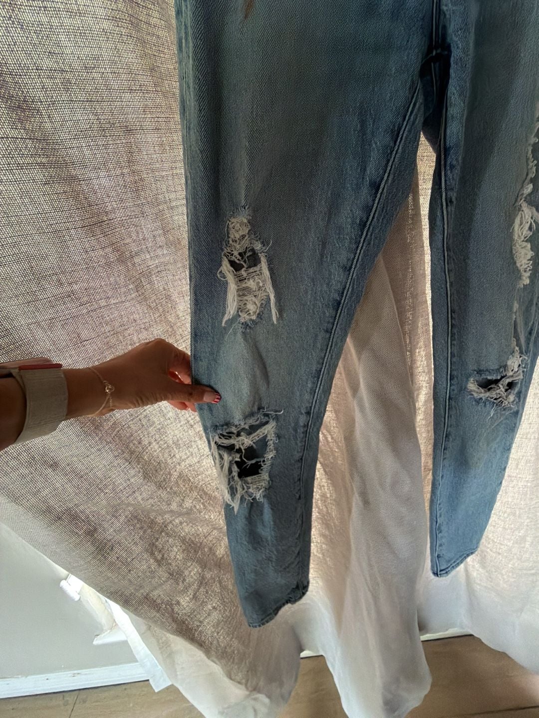 FRAME Distressed Light Wash Skinny Jeans Size 24 5
