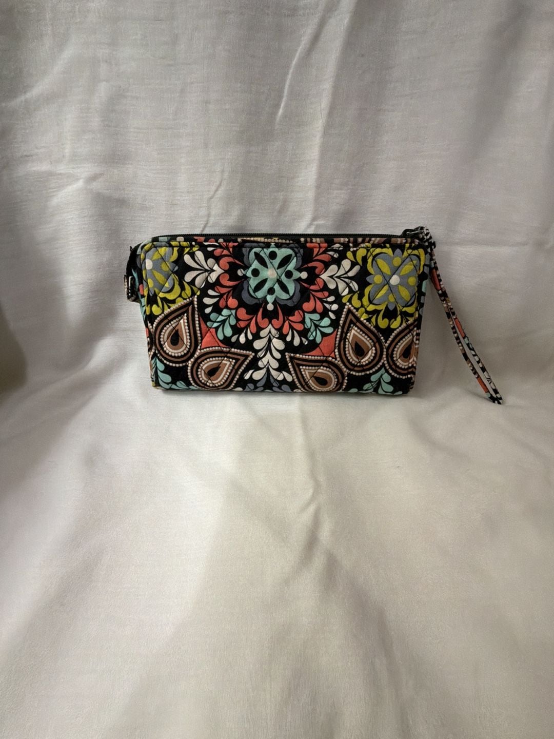 Vera Bradley Zip Wristlet Phone Wallet Sierra Paisley Clutch 3
