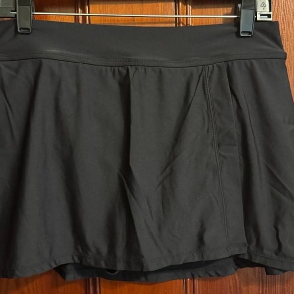 Anne Cole Black Swim Skirt Cover Up Size L/G