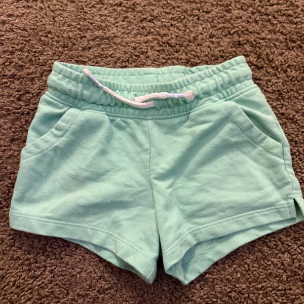 Cat & Jack Green French Terry Pull-On Shorts Size 5T