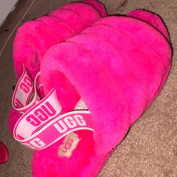 UGG Fluff Yeah Slide Slippers Hot Pink Size 8