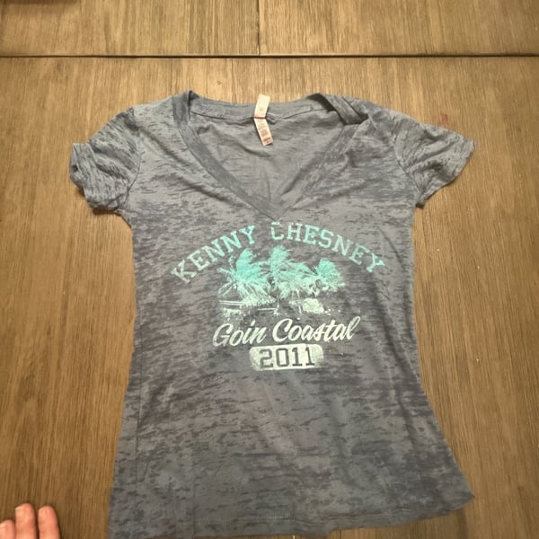 Kenny Chesney Goin Coastal 2011 Tour V-Neck Graphic T-Shirt Women's Size L