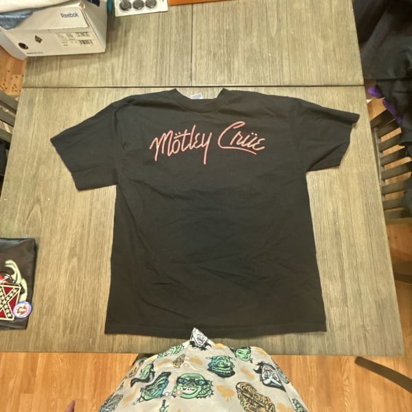 Vintage 2004 Motley Crue Girls Girls Girls Band T-shirt / Band Tee 
